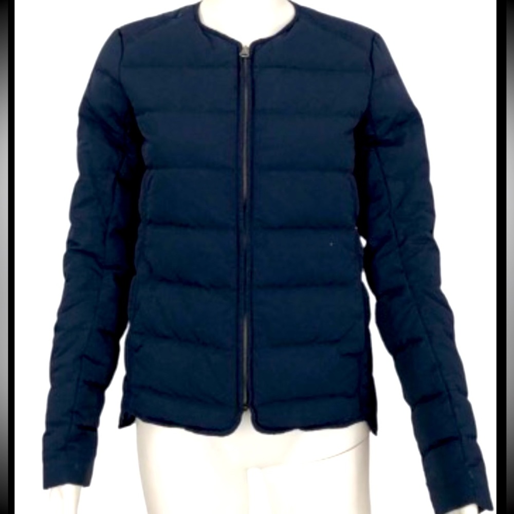 LULULEMON ATHLETICA BLUE JACKET SIZE 4